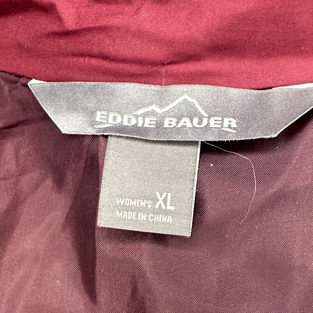 Eddie Bauer Women's Burgundy Quilted Puffer Jacket - Picture 6 of 7